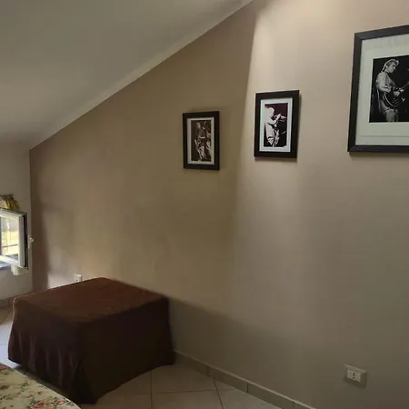 Apartment Casa Di Claudia Arnasco