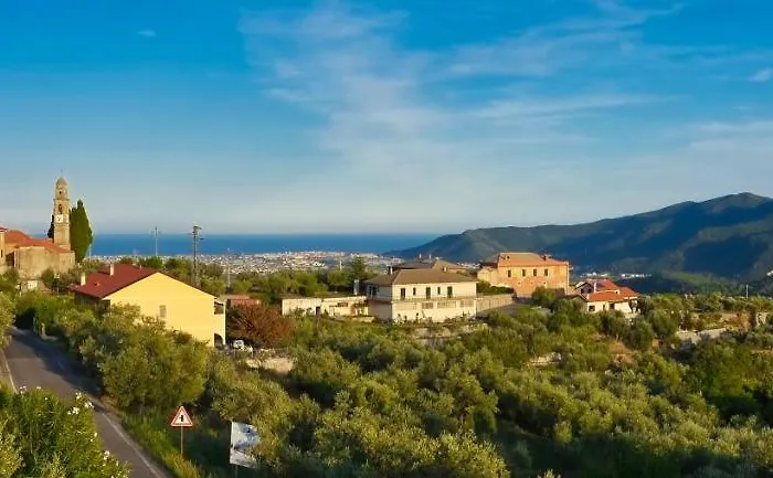 Casa Di Claudia Arnasco
